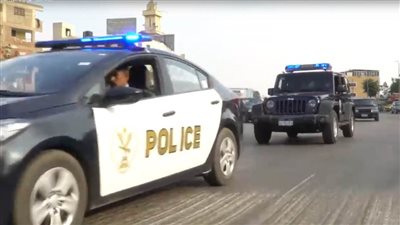 إحباط تهريب 5 ملايين عبوة مستحضرات تجميل مجهولة المصدر | فيديو