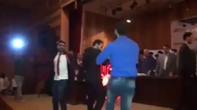 بالفيديو.. رقص ساخر لطلاب «الهندسة» على أنغام «فرتكة فرتكة»