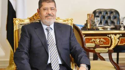 مصر تستعين بتجربة البرازيل لاستعادة عافيتها الاقتصادية.. تحتل المرتبة الأولى فى إنتاج البن وفول الصويا والقمح والذرة وقصب السكر والكاكاو.. ثانى الدول المالكة للماشية.. مرسى يستمع لعرض حول 