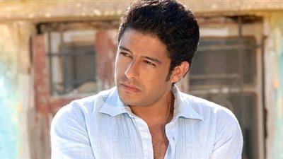 حماقي يتصدرتصويت أفضل مطرب في استفتاء مهرجان القنوات الفضائية 2015