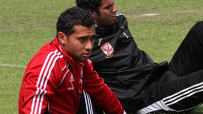 يوسف يحتوى أحمد عادل فى جلسة خاصة