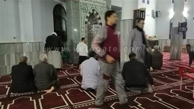 فتنة تغيير القبلة تثير الجدل بمسجد في المنوفية| فيديو