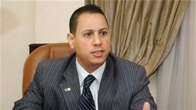 محمد عمران يدعو رجال الأعمال لقيد شركاتهم بالبورصة