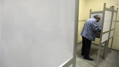 السياسية الكويتية: الاستفتاء على الدستور دليل على شفاء أرض الكنانة