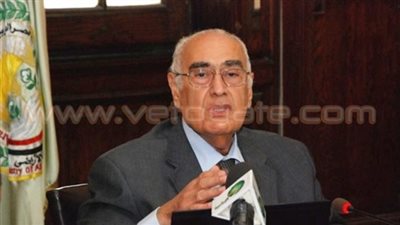 «الزراعة» تتبرأ من اتهامات زيادة أسعار الأسمدة.. «البلتاجي»: رفضت مقترحات الشركات المنتجة برفع الأسعار.. لم أوافق على فتح التصدير قبل الوفاء بالاحتياجات المحلية.. ونسعى للقضاء على 