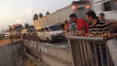 تعطل حركة المرور بالطريق الزراعي بسبب حادثي تصادم بطوخ