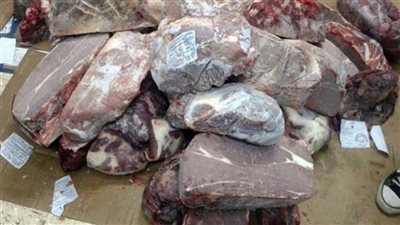 مصادرة 3 أطنان لحوم ودواجن مجهولة المصدر داخل ثلاجة بالقليوبية