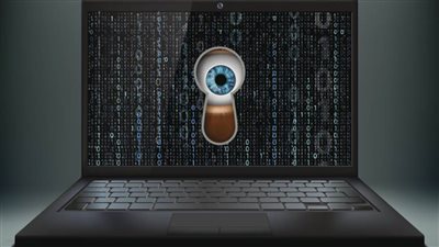 فكر قبل ما تدخل.. موقع إباحي يفضح زائريه بنشر صورهم وأرقام هواتفهم للعامة