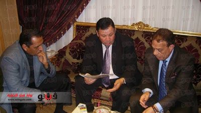 بالصور.. محافظ دمياط يلتقي 