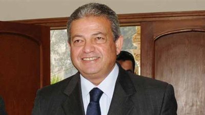 وزير الرياضة يستقبل رئيس الاتحاد الأفريقي لكرة القدم بمطار القاهرة غدًا