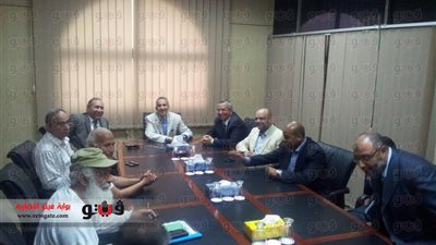 البرنس يتعهد بإلغاء الحجز على أرصدة زعيم الثغر