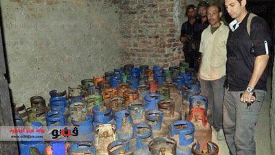 ضبط 10 أطنان قمح فاسد و60 أسطوانة بوتاجاز مهربة بأسيوط