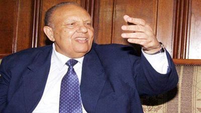 المستشار رفعت السعيد يطالب بلجان للوافدين في الاستفتاء