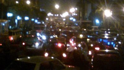 اختناق مروري بميدان الحلمية بسبب مسيرة 