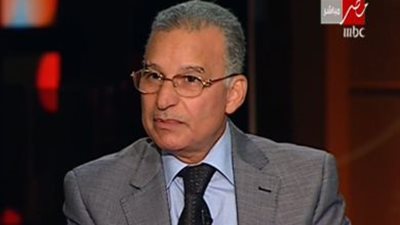 «زيزو» يناقش مع «طاهر» عودة شارة الكابتن لحسام غالي