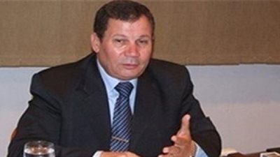 محافظ دمياط يشارك الأقباط احتفالاتهم بعيد الميلاد