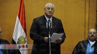 عدلي منصور لأقباط الخارج: مصر صامدة في مواجهة الإرهاب