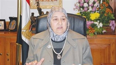 نجوى خليل تؤكد رفع لواء الإنسانية باليوم العالمى للصليب الأحمر