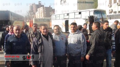 عمال شركة النقل الجماعى ببنها يدخلون في اعتصام مفتوح