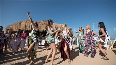 40 عارضة أزياء يتنافسن على لقب 