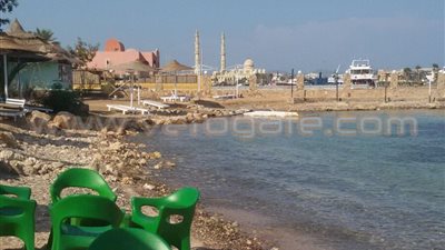 بالفيديو والصور.. خريطة الرحلات السياحية والترفيهية بالبحر الأحمر.. الغردقة الأكثر سحرًا وجمالًا.. «الساقية» شاطئ الخيال والاسترخاء.. و«العطار» متعة الرحلات البحرية داخل الجزر الخل