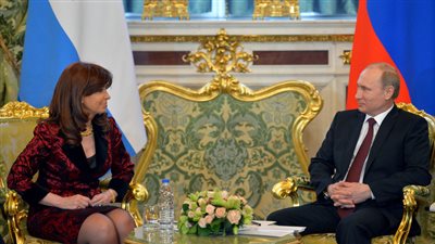 «بوتين» يبحث مع رئيسة الأرجنتين العلاقات الثنائية