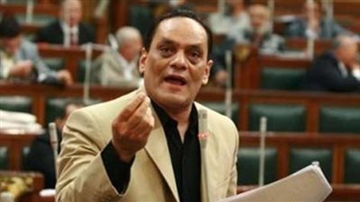 نائب وفدى يكشف محاولات 