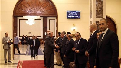 بالصور..المتحدث العسكري وسفير الكويت يصلان عزاء الكاتب جمال الغيطانى