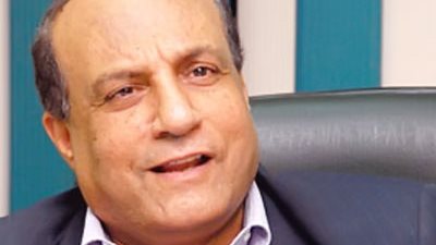 جبرائيل: رفض طعن النيابة في «موقعة الجمل» يكشف الطرف الثالث