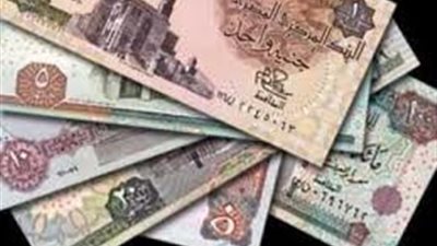 اقترضت مالًا باسم شخص آخر خجلًا.. فهل هذا حرام؟