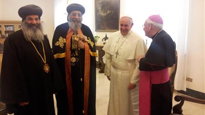 جبرائيل: البابا تواضروس يحرص على مشكلات الأقباط فى إطارها المصرى