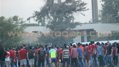 ألتراس أهلاوي يتحرك لملعب بتروسبورت في أتوبيسات خاصة