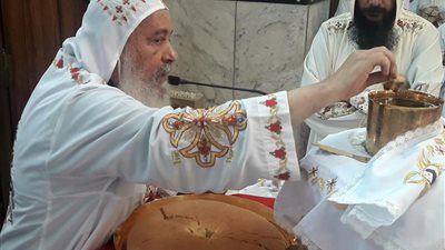 40 صورة ترصد أول زيارة رعوية للأنبا شاروبيم عقب عودته من رحلة علاج