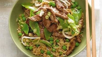 أرز بالبصل والبازلاء من مطبخ بسمة السباعي