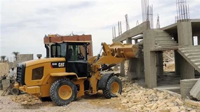 إزالة تعديات على مساحة 104 أفدنة و8897 مترا مربعا بـ3 مراكز في قنا