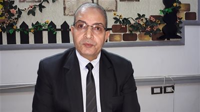 التحقيق مع مديري 4 مدارس في بورسعيد بسبب «فيس بوك»