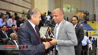 بالصور.. اليونان بطلا لدورى السفارات