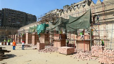 بدء مشروع ترميم مسجد الظاهر بيبرس (صور)