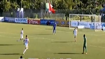 جزر القمر يخطف تعادلًا قاتلًا من المغرب (فيديو)