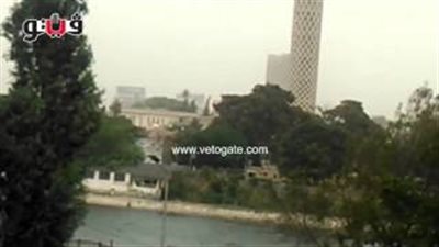 بالفيديو.. عاصفة ترابية تضرب سماء القاهرة والجيزة
