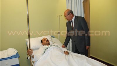 محافظ الجيزة يطمئن على مصابي حادث انفجار جامعة القاهرة