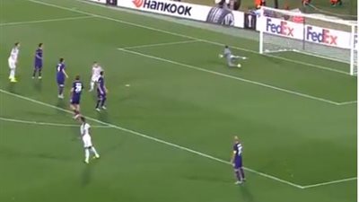 «يويفا» يحتفل بصاروخية محمد النني في شباك فيورنتينا (فيديو)