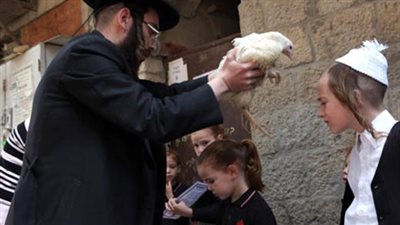 اليوم ذكرى انتهاء حرب أكتوبر.. بدأت الحرب بالتزامن مع عيد الغفران اليهودى.. نجحت في استرداد الأراضى المغتصبة.. الدول العربية أسهمت بمساعدات عسكرية ومادية.. وانتهت بتدخل دولى لوقف إطلاق النار