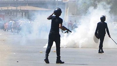 قوات الأمن تفرق بقنابل الغاز مسيرة لـ«الإرهابية» بحلوان
