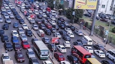 النشرة المرورية اليوم.. كثافات بالأوتوستراد وصلاح سالم وأكتوبر.. زحام بالطريق الدائري وجسر السويس.. مصرع شخصين وإصابة 15 في حادث سير بالمنوفية.. وحملات لضبط متعاطي المخدرات أعلى الطرق