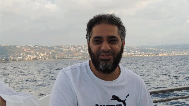 الفنان المعتزل فضل