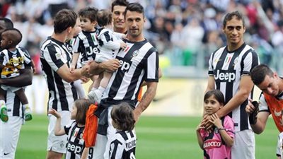 بالصور.. اليوفي يحرز لقب الـ 