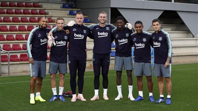 برشلونة يستعيد الدوليين قبل مواجهة إشبيلية على صدارة الليجا (صور)