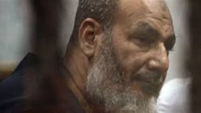 «حجازي» يتطاول خلال جلسة أحداث «قسم العرب»: «أنا غير معترف بالمحكمة»