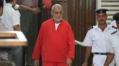 «بديع» في فض أحراز «اقتحام قسم العرب»: شيخ الأزهر لا يمثل المسلمين